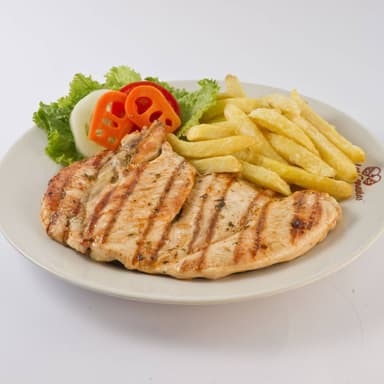 Filete de pollo + Papa francesa