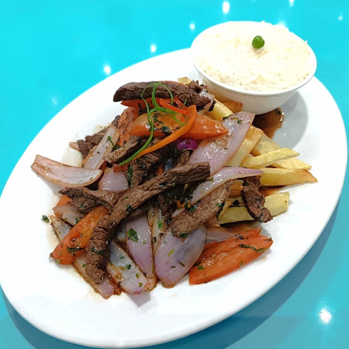Lomo Saltado de Carne