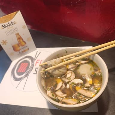 Sopa Wonton