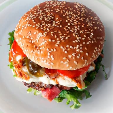 Hamburguesa Clásica.