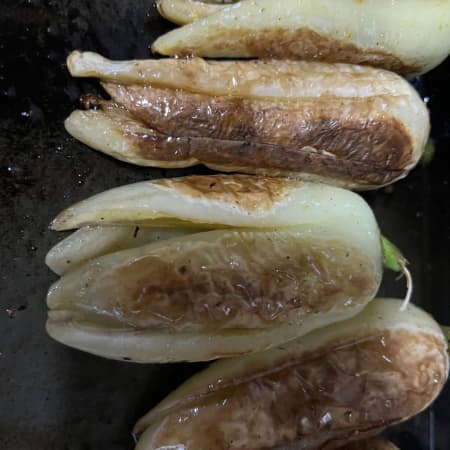 2 Chiles Güeritos Asados  C. Limón y Sal