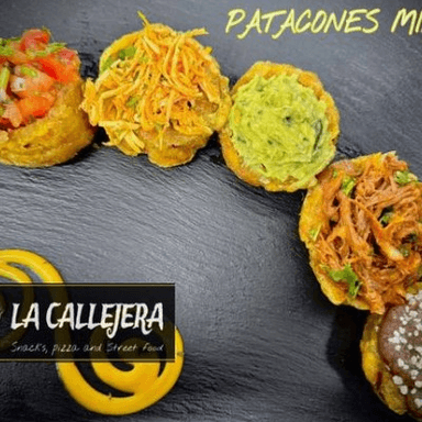 Patacones Mixtos de Carne y Pollo