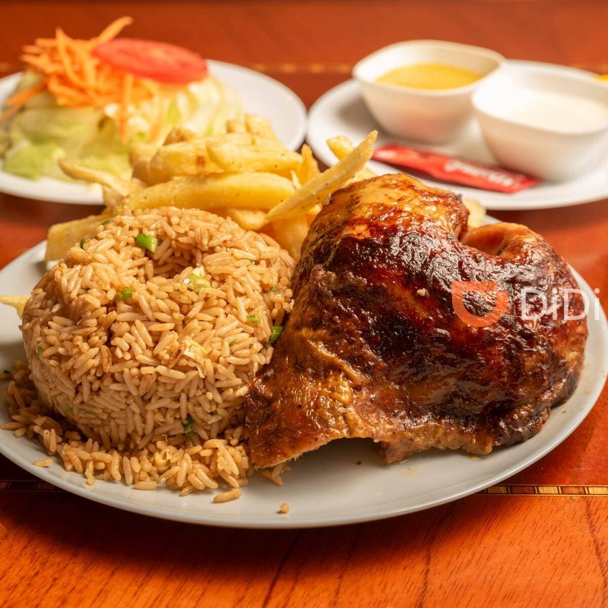 1/4 Pollo a la Brasa + Chaufa + Papas