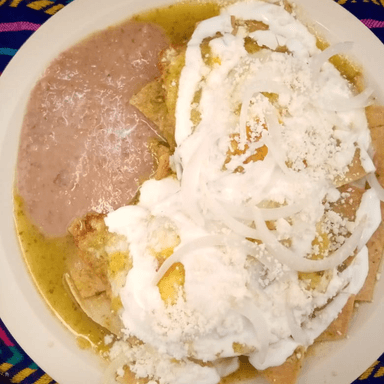 Chilaquiles con Huevo