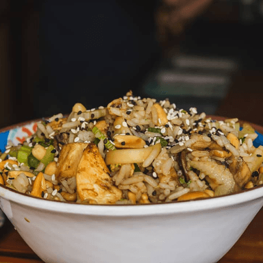 Arma Tu Wok Con Tallarines de Arroz