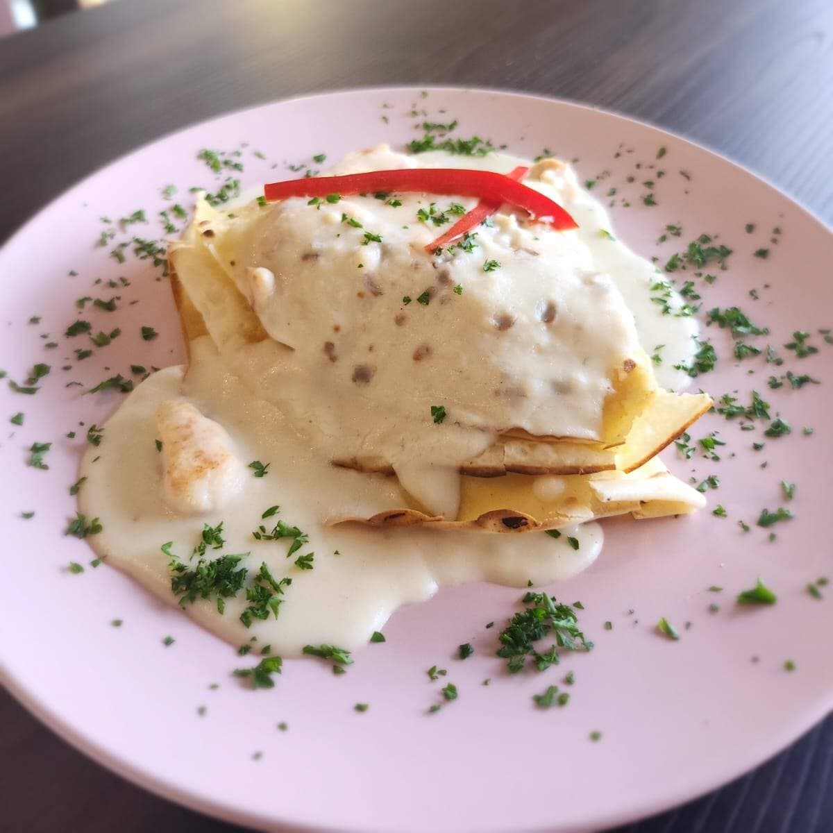 Crepe de Pollo Bechamel