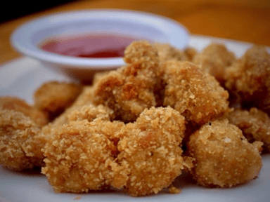 Canicas de pollo empanizado