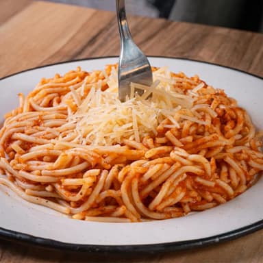 SPAGUETTI A LA POMODORO