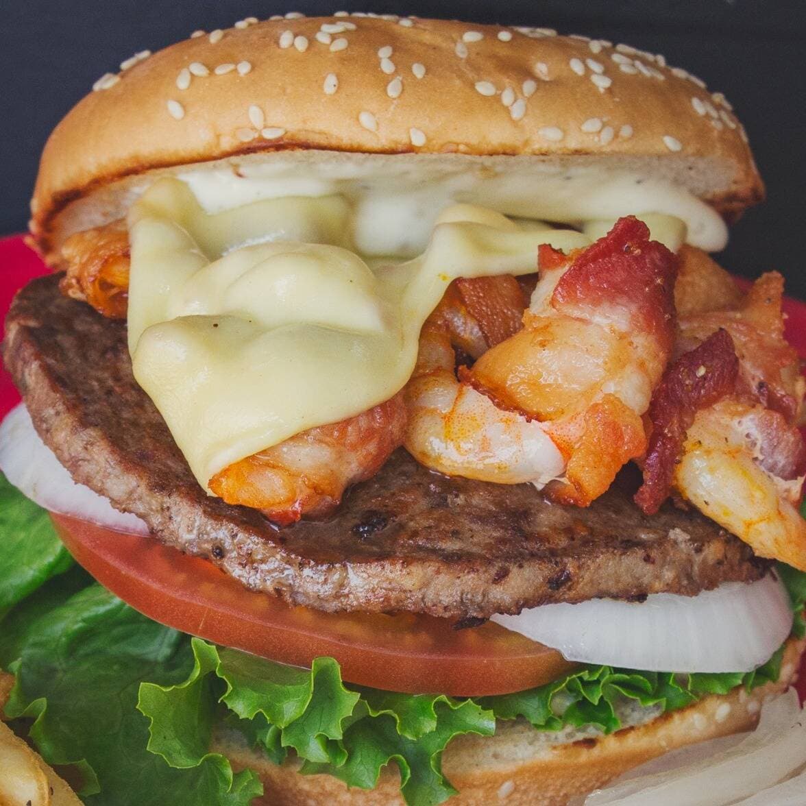 Mar y Tierra Burger