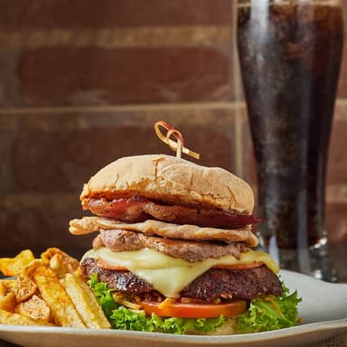 Hamburguesa Mixta en Combo
