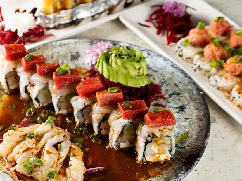 Pez, Gallo, Sushi & Cevichería