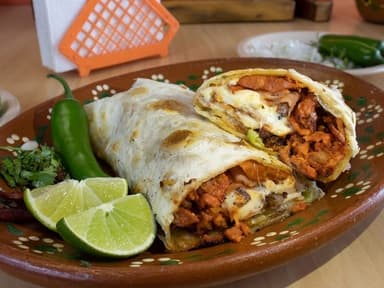 Burrito Grande de Carne Arabe