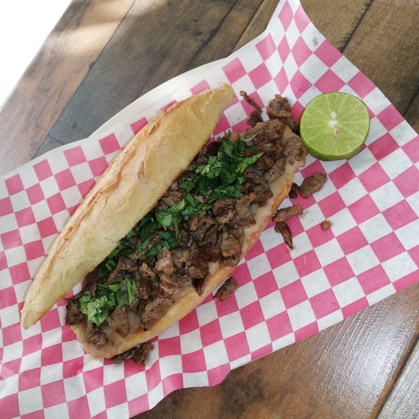 Lonche de Bistec