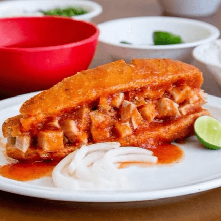 TORTA AHOGADA DE CARNITAS