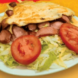 Salchipapa con Filete