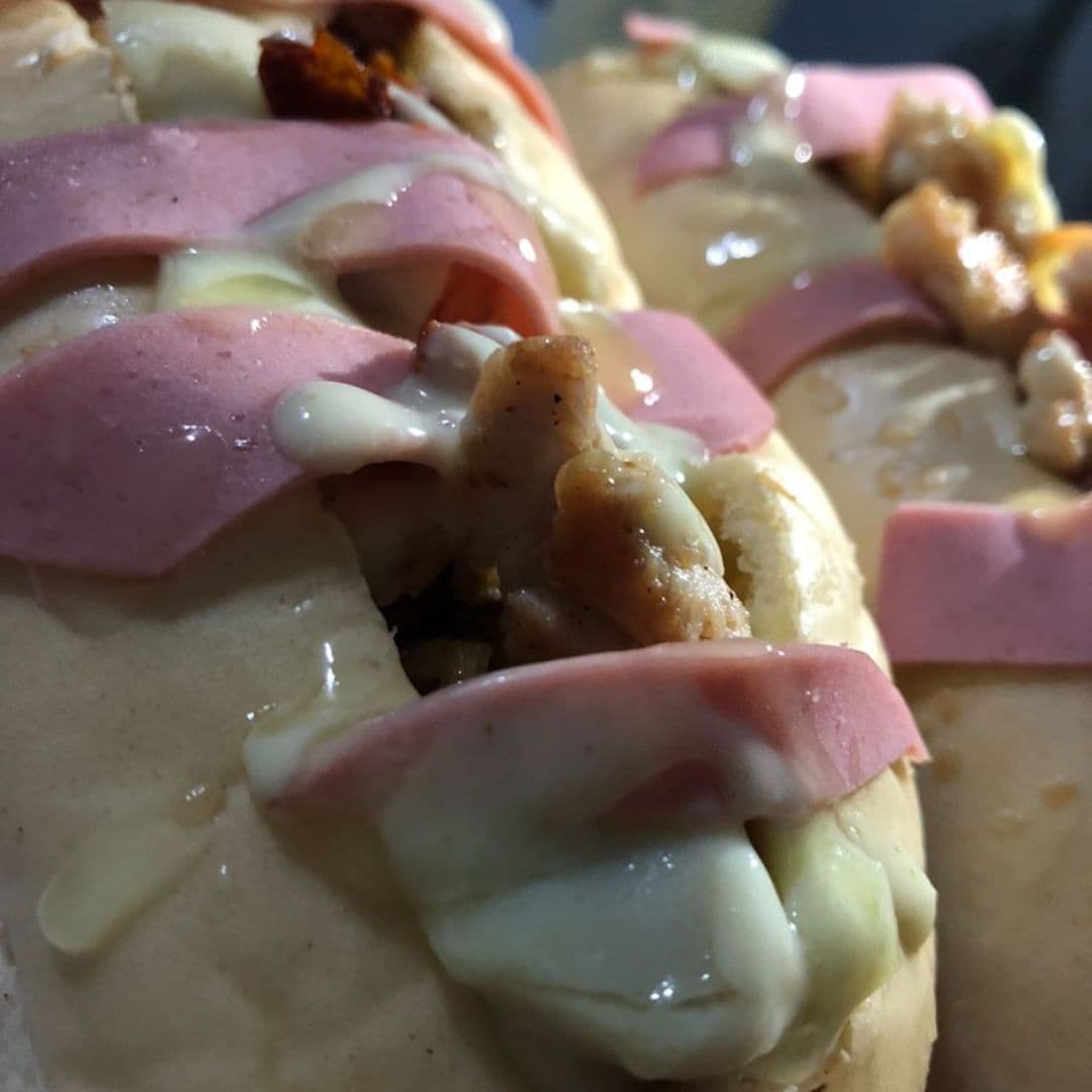 4 Perros Súper con Jamón y Mozarella Copiar