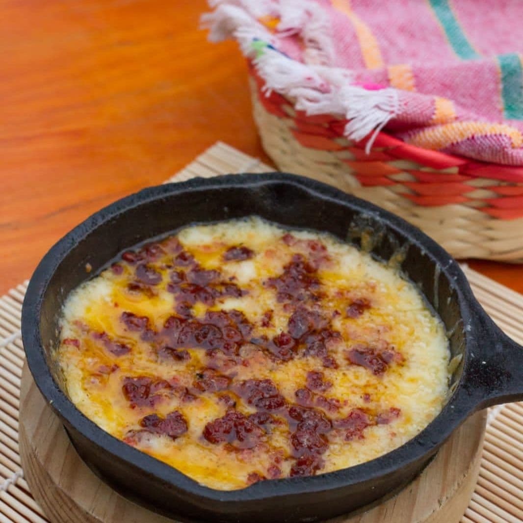 Queso Fundido de Chorizo Mexicano