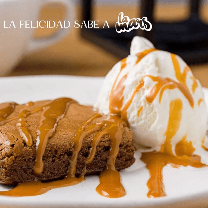 Brownie Tradicional con helado