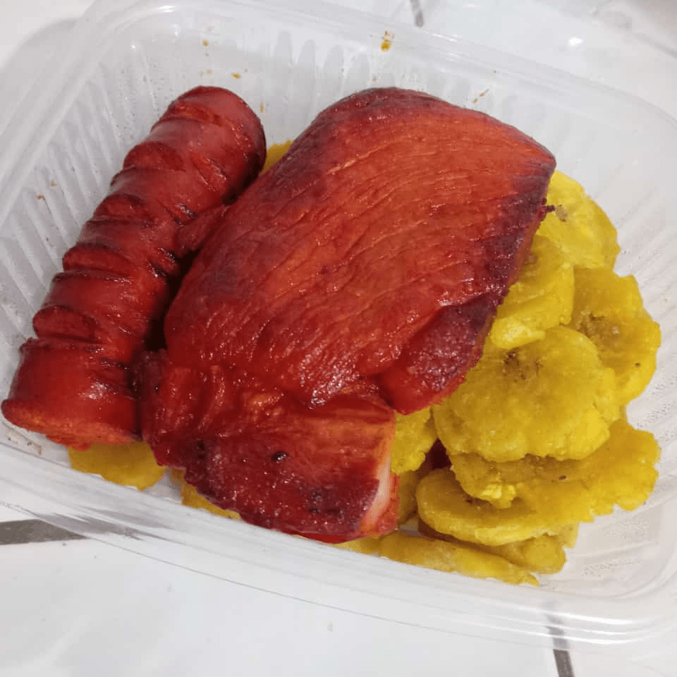Combo 7 (Patacones, Cecina y Chorizo)