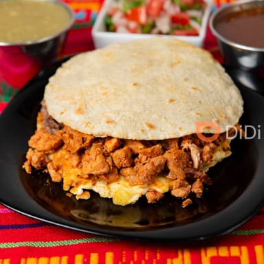 GRINGA PASTOR RANCHERO + PAPAS +  JAMAICA 500 ML