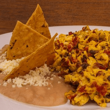 Combo Huevos con Chorizo + Cafe