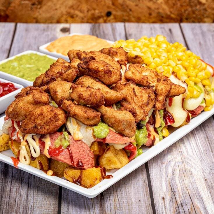 salchipapa de crispetas de pollo para 2 personas