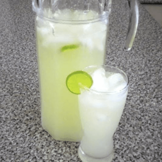 Agua de Limón 1 L.