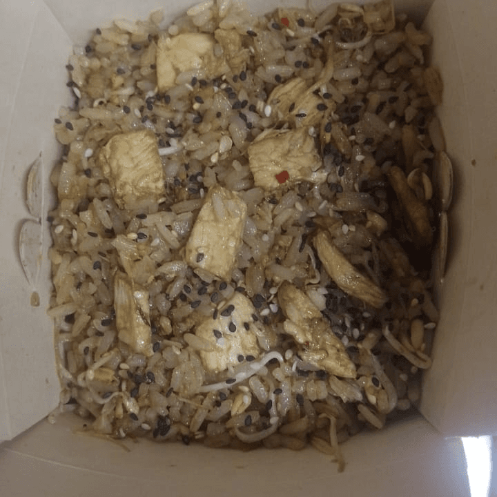 Arroz al wok pollo y cerdo (500grs)
