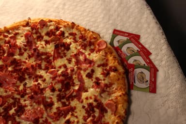 Pizza Carnes Frías Grande