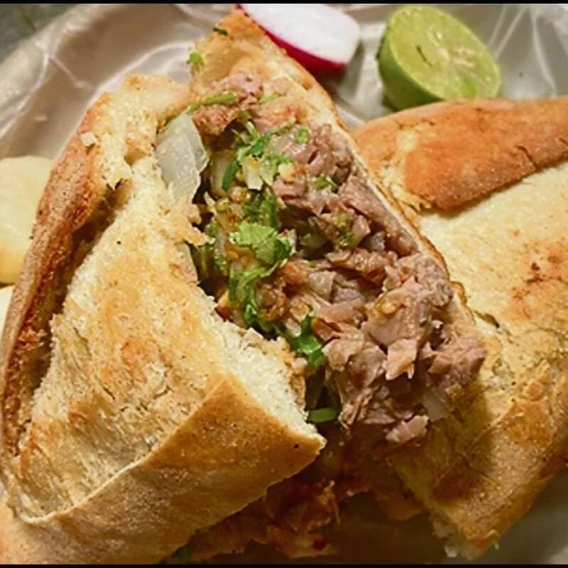 Torta de Suadero de Res.