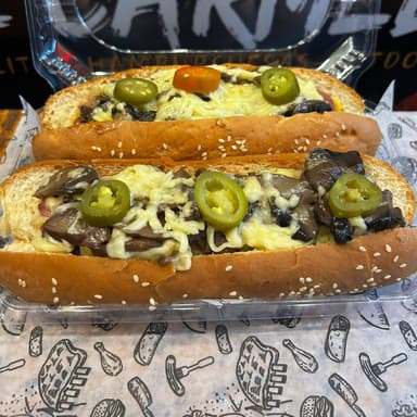 2HOT-DOGS JUMBO ESPECIALES CON CHAMPIÑON SALTEADOS