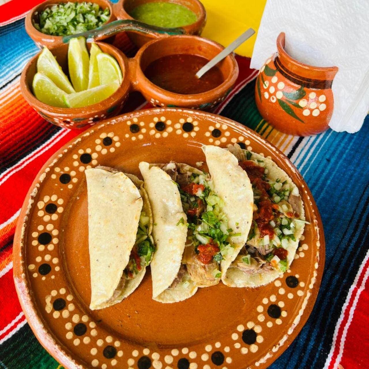 Taco de Barbacoa 1 Pza.