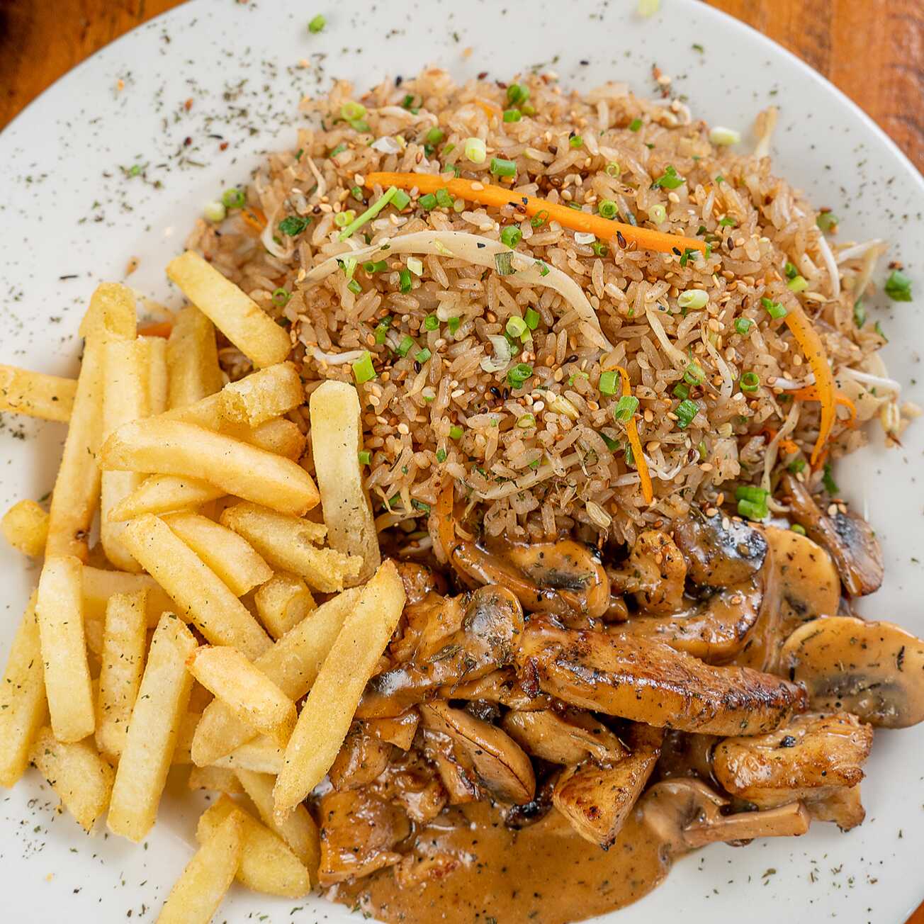 Ejecutivo Pollo Champiñones
