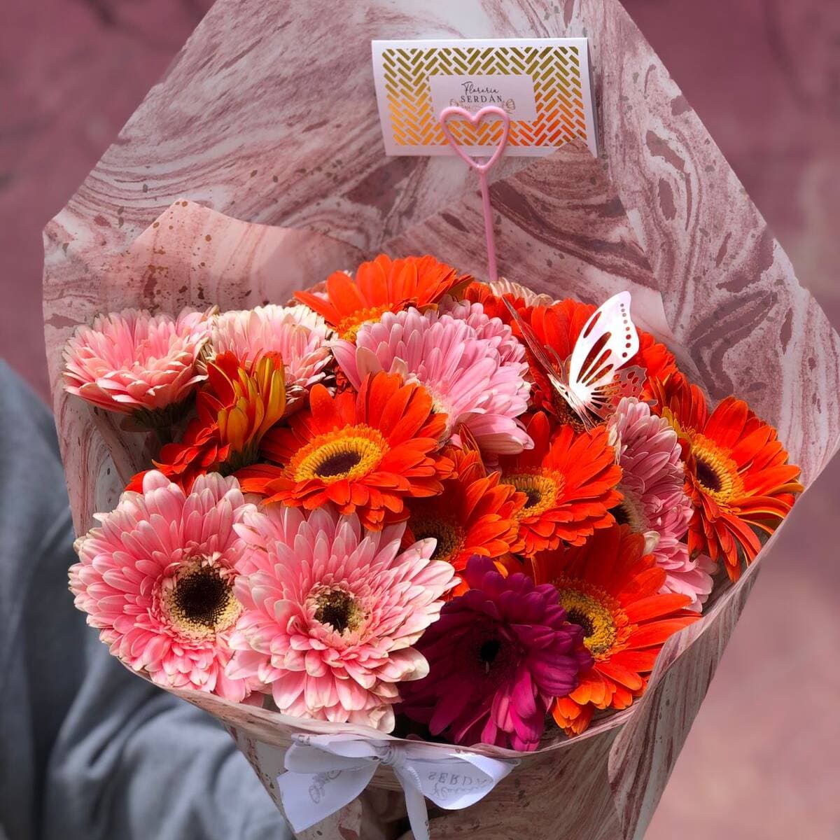 24 Gerberas