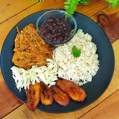 Almuerzo Pabellón Sencillo