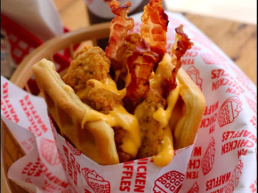 Ten Chicken Waffles (Suc Nainari)