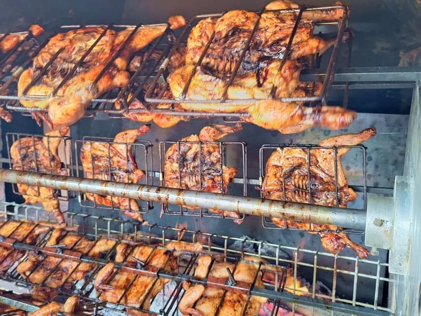 POLLOS MICHOACANOS A LA LEÑA