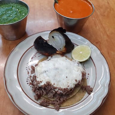 Taco de Bistec al Carbon con Queso