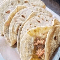 Tacos de guizo harina pz