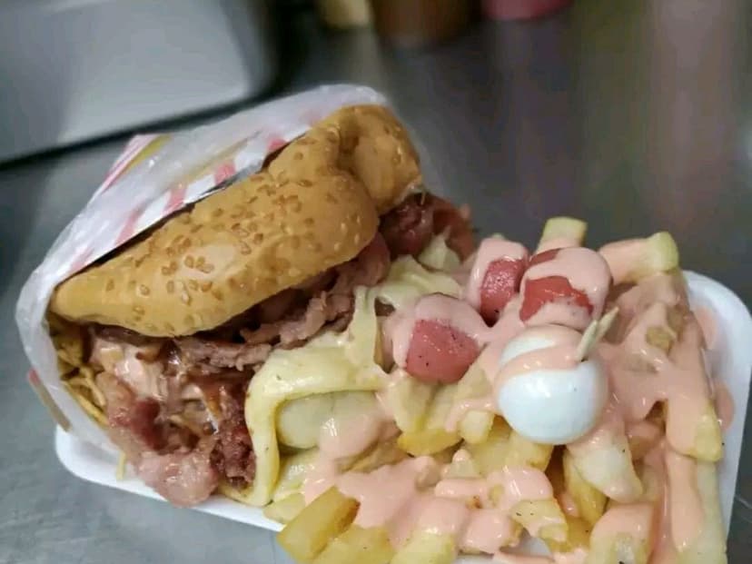 Deli hamburguesas y perros santander