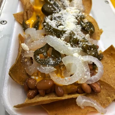 Nachos Style SLP (2 Personas)