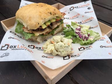 Combo Focaccia de Pollo con Champiñones