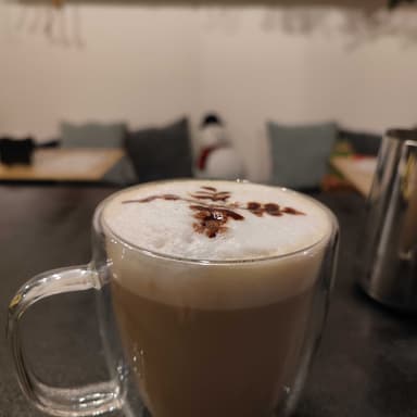 Latte Caliente 16 Onzas