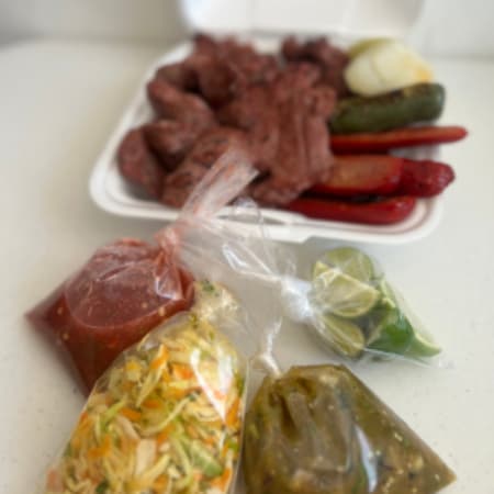 1 KG de Arrachera Asado + Frijoles Charros