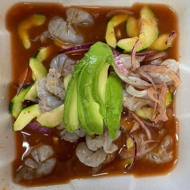 Tostada aguachile rojo