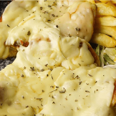 Ejecutivo con Pechuga Gratinada