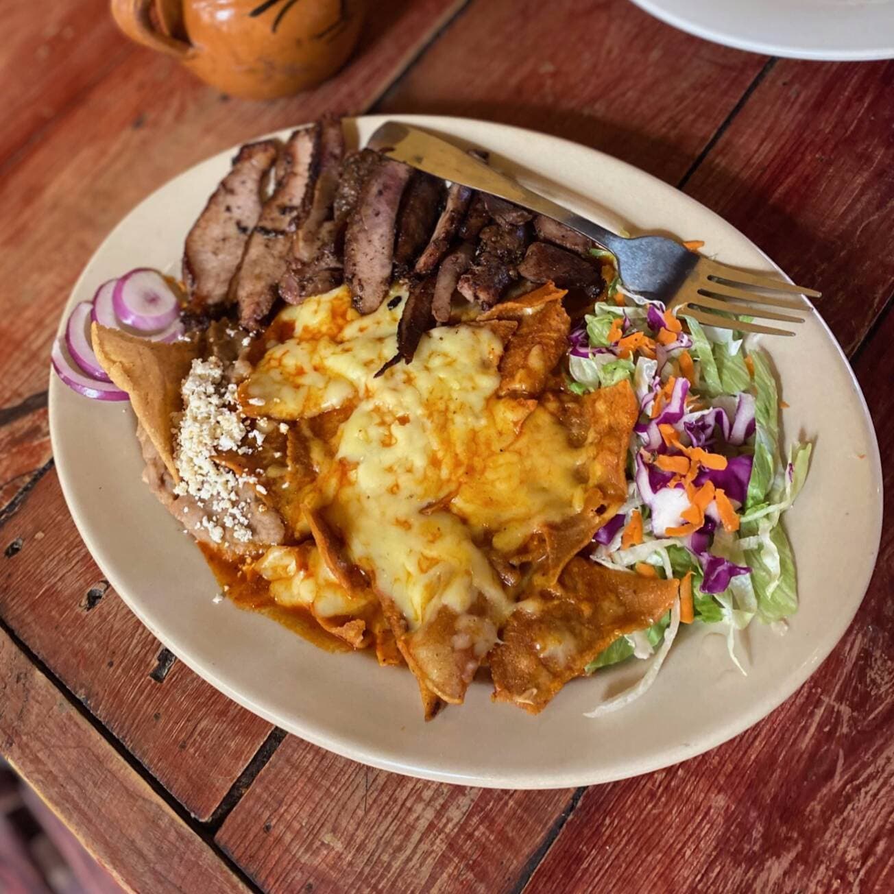 Chilaquiles con Arrachera