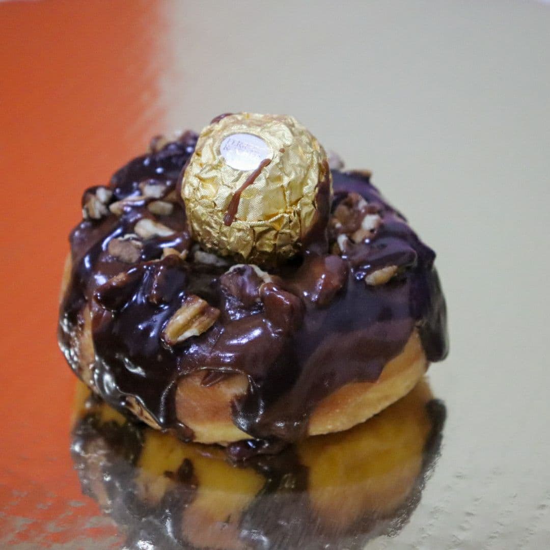 Dona Ferrero Rocher