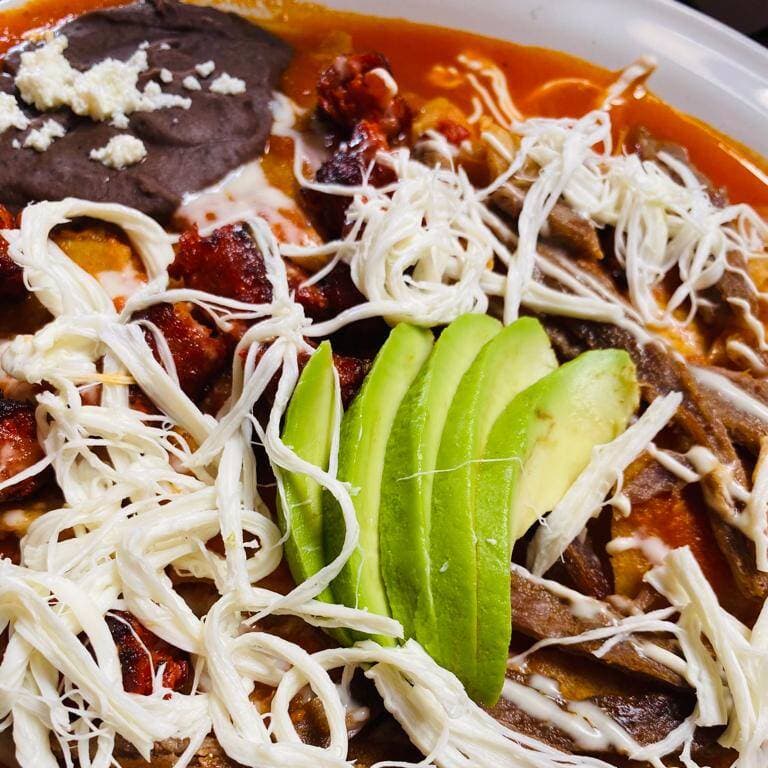 Chilaquiles Oaxaqueños