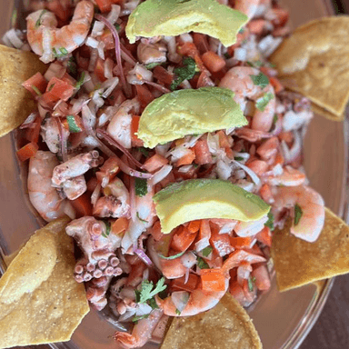 Ceviche Mixto (Camarón-Pulpo-Ostión)